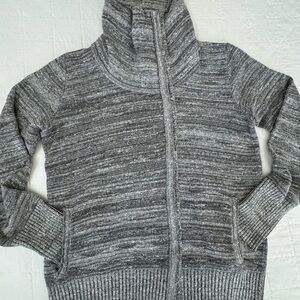 Goddis sweater, Size L